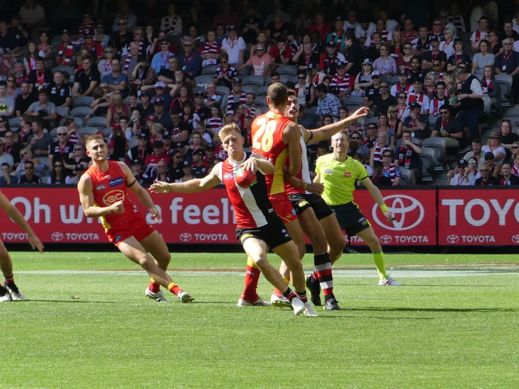 This image has an empty alt attribute; its file name is p1440136-copy.jpg